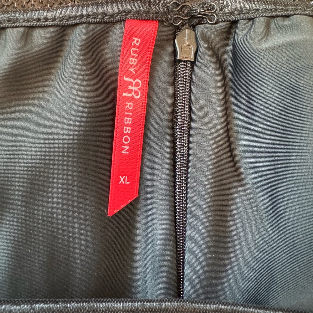 Ruby Ribbon Sequin Skirt - Picture 4 of 6